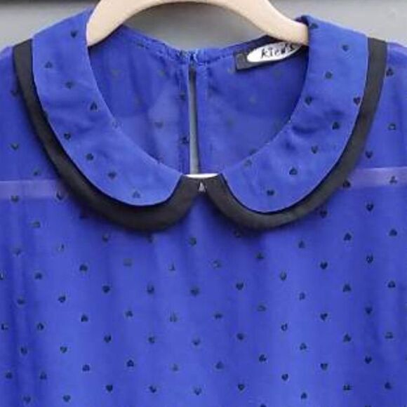 Kieu's Sheer Colbalt Blue w/Black Hearts Blouse Peter Pan Collar Size Medium - Picture 3 of 6